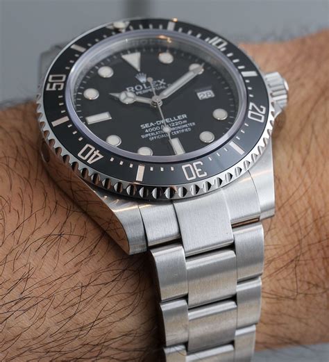 rolex seadweller 4000 review|rolex sea dweller no date.